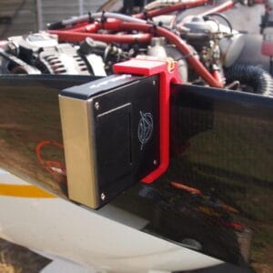 Goniometro digitale di precisione installato su un'elica di aeromobile.
